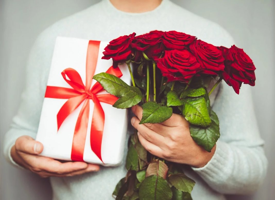 GỢI Ý NHỮNG MÓN QUÀ Ý NGHĨA TẶNG NÀNG NGÀY 8/3